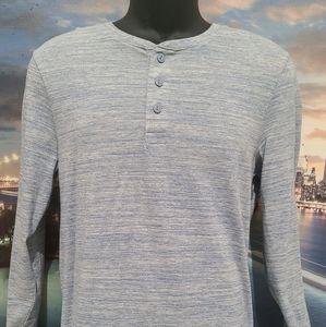 Old Navy Longsleeve Shirt